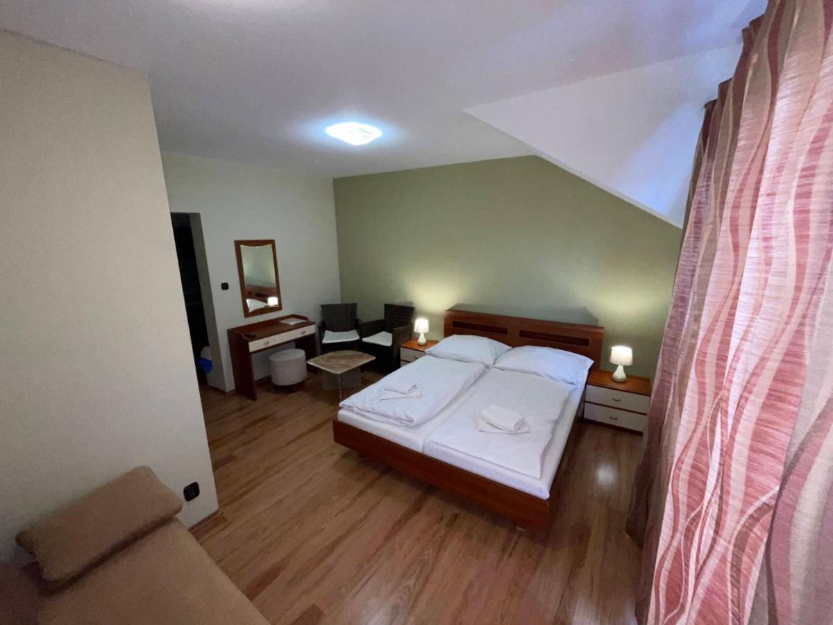 Penzion Tulip Červený Kláštor Esterno foto